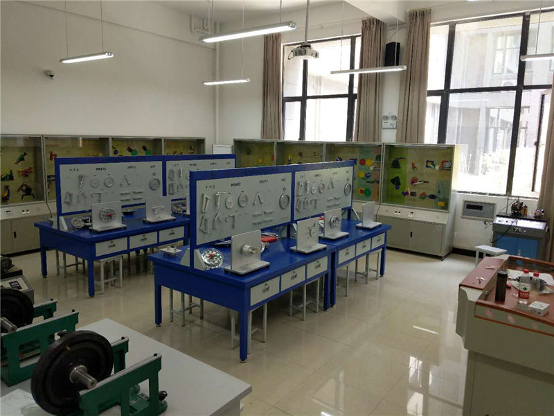 机械原理与机械设计实训室